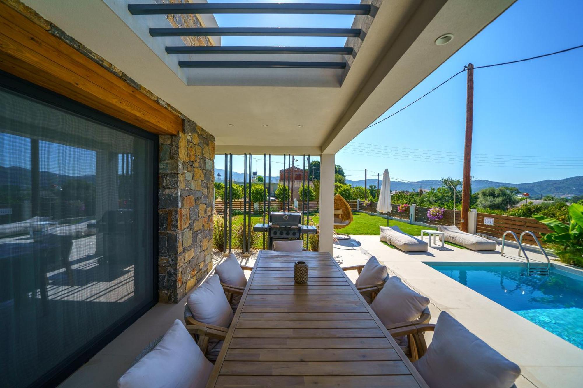 Villa Olira Alikianos Exterior photo